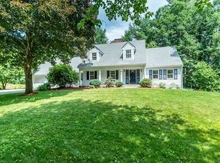 26 Farrwood Dr, Andover, MA 01810