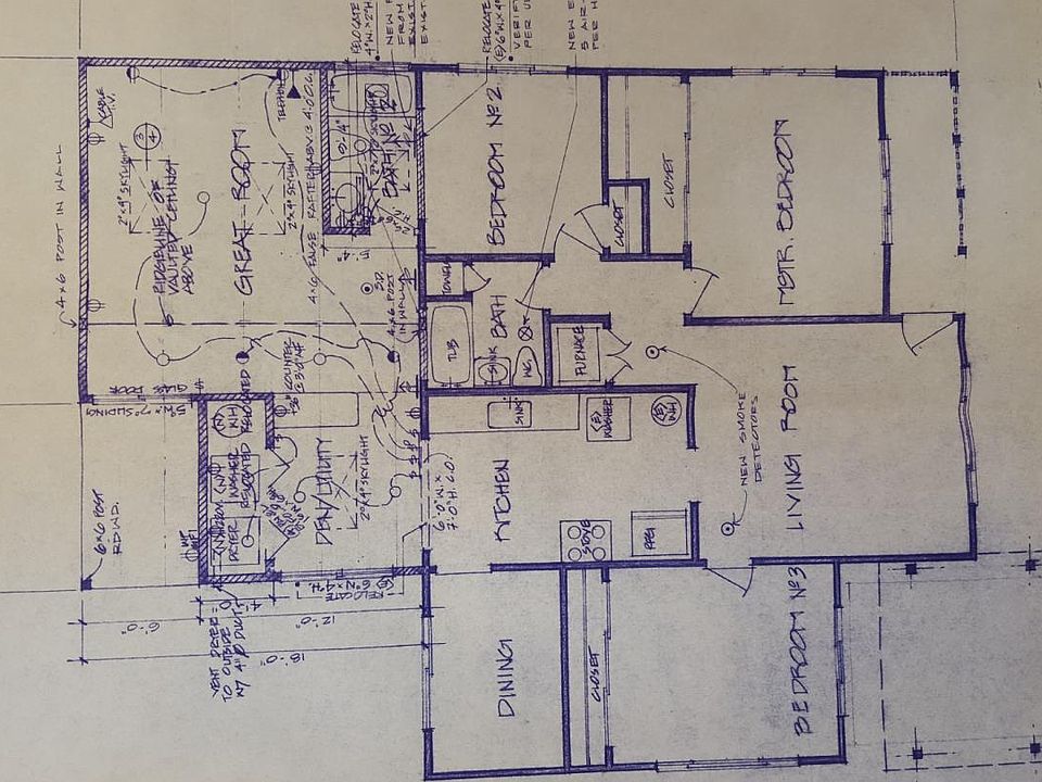 2nd image of 724 Lobos St