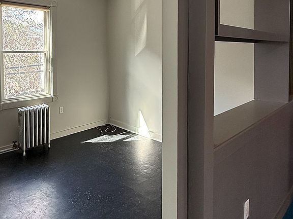5th image of 519 Charles St Floor 2