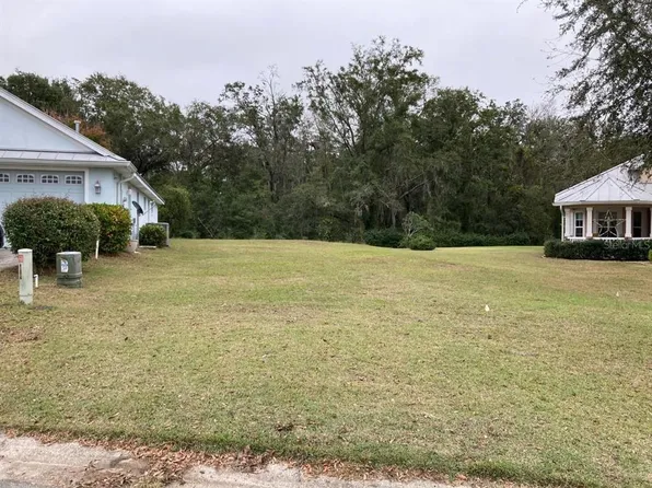 5934 Sanders Grove Cir #77, Okahumpka, FL 34762