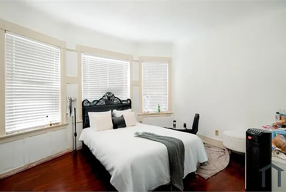 2510 E 21st St #1 — Photo 4
