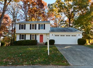 5005 Kenerson Dr, Fairfax, VA 22032