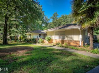 461 Kenilworth Cir, Stone Mountain, GA 30083