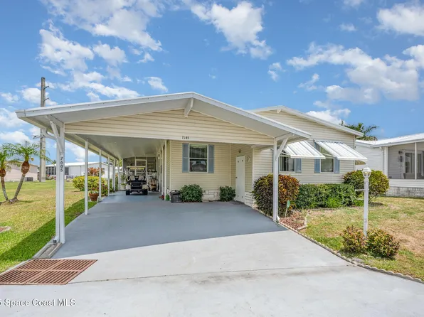 7685 Fox Hunter Cir, Micco, FL 32976