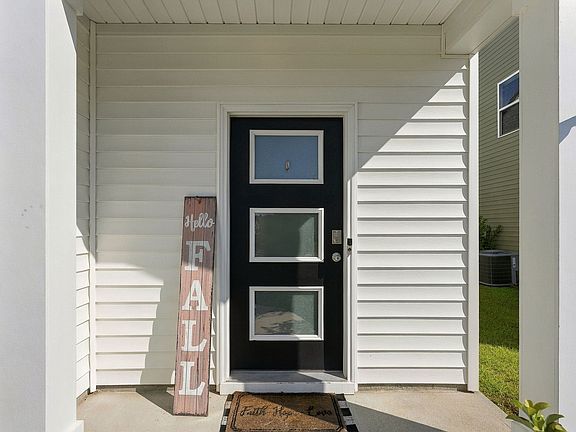 4th image of 133 Horizon Ridge Dr