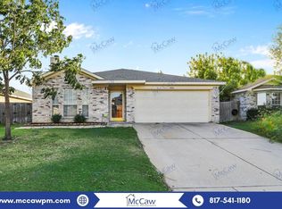 1820 Overland St, Fort Worth, TX 76131