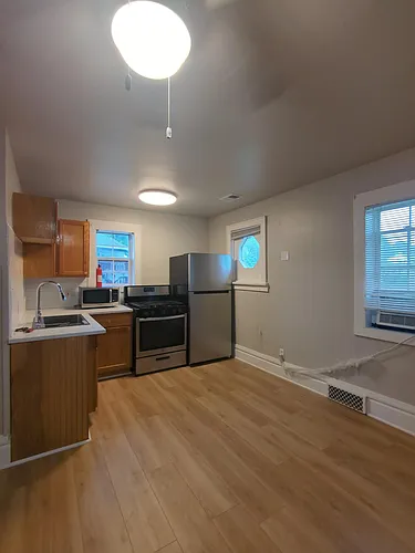 401 Brown St #2 Photo 1