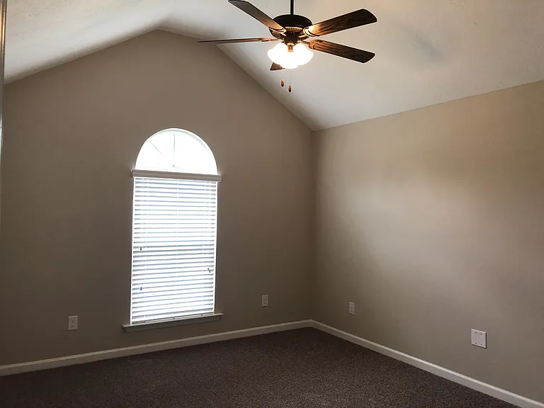 5029 Copse Dr — Photo 13