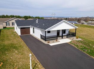 17 Burke Dr, Shippensburg, PA