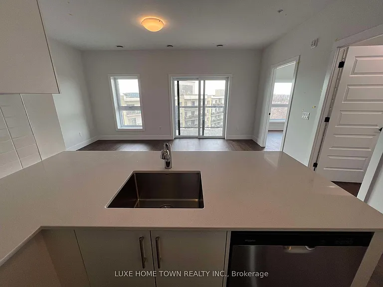 1000 Lackner Pl #606 — Photo 6