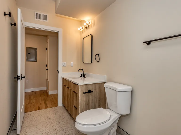 bathroom bathroom
