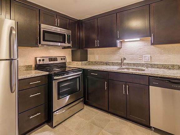 3rd image of 175 Quincy Shore Dr #72