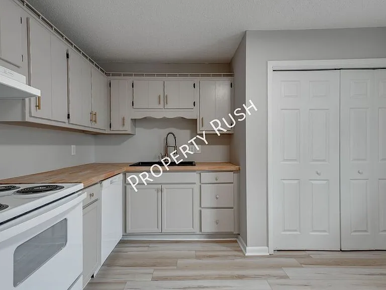 340 Alpine Dr #A — Photo 11