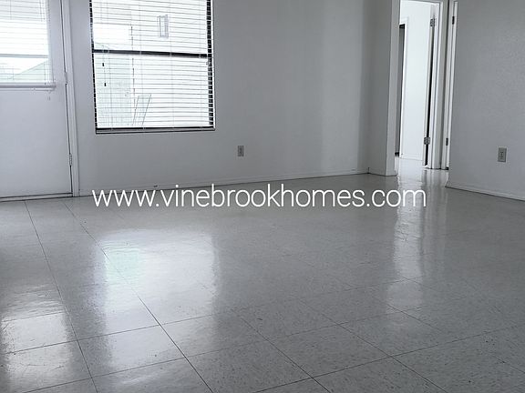 5th image of 2241 Zuni Ct