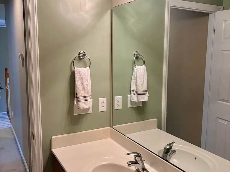1706 Autumn Ridge Dr — Photo 32