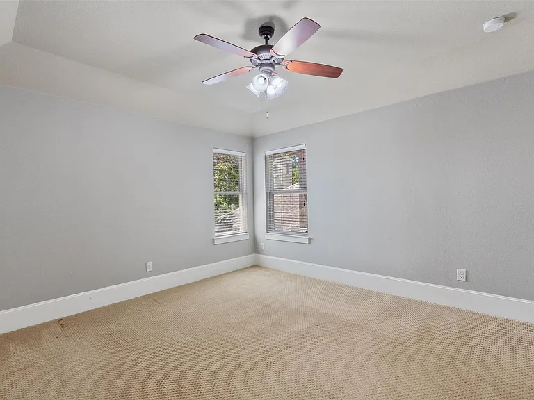 8417 Etienne Cv — Photo 24