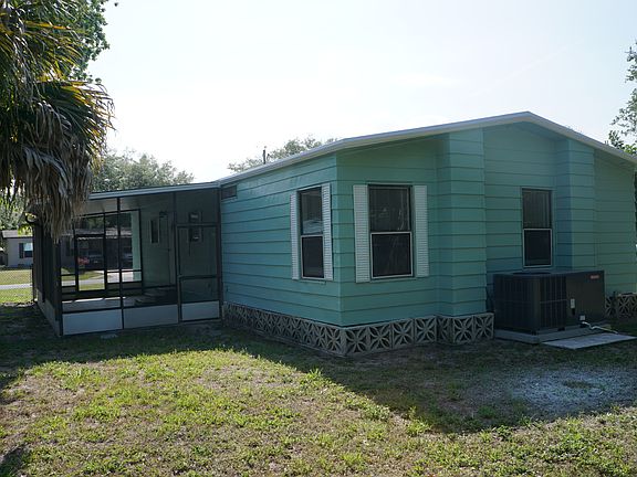 2nd image of 7582 Grady Dr