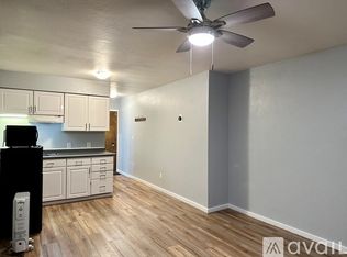2244 Boniface Pkwy #4, Anchorage, AK 99504