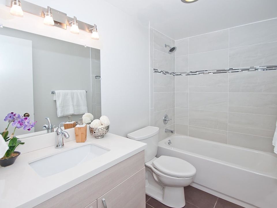 1st image of 900 Bush St #817