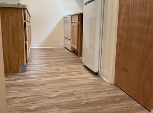 9037 16th Ave SW #7, Seattle, WA 98106