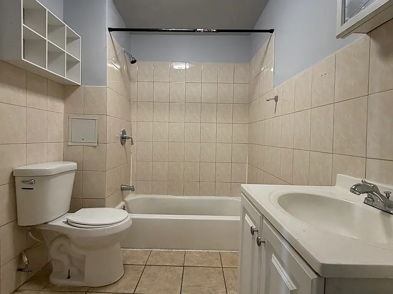 28 Orchard Pl #1E — Photo 8