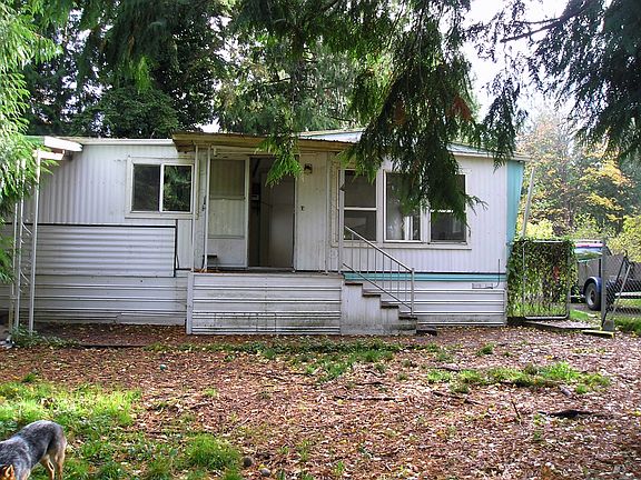 3rd image of 20506 93rd Avenue Ct E