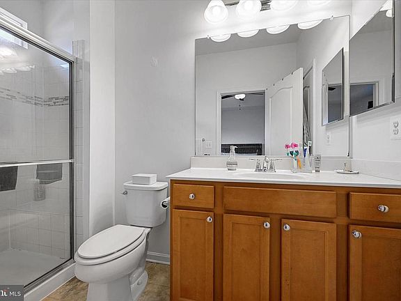 5th image of 7716 Town View Dr