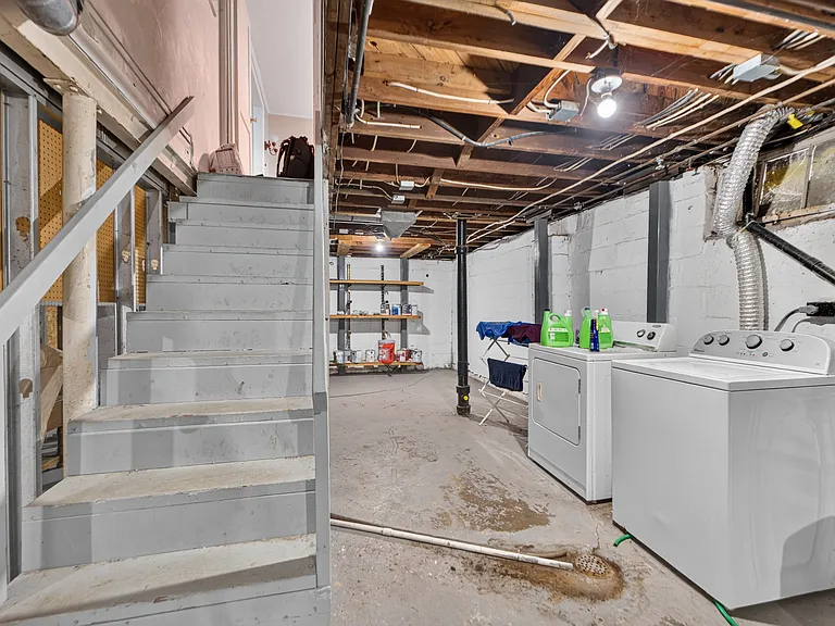 7237 Roe Ave — Photo 25