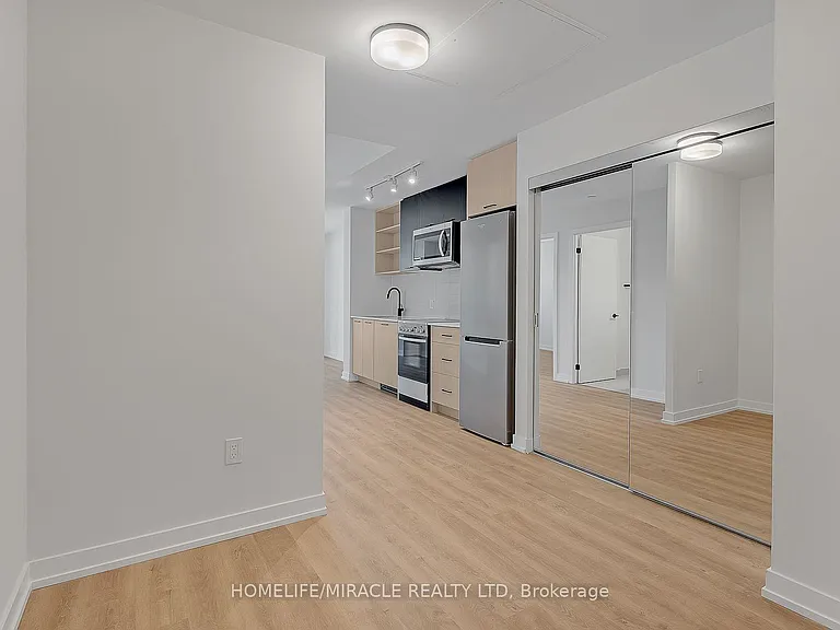 2300 Saint Clair Ave W #311 — Photo 5