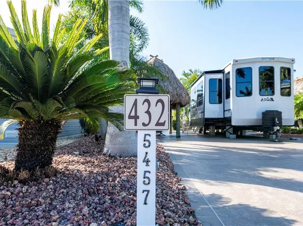 5457 Cypress Trail Resort CIR, FORT MYERS, FL 33905