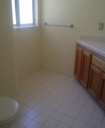 2nd image of 687 Joanne Dr