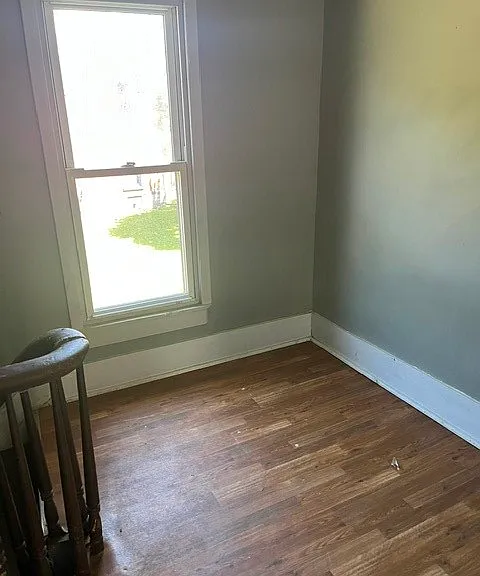 112 E Chemung Pl — Photo 7