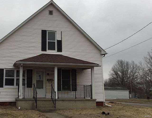 1st image of 1915 Miller Ave