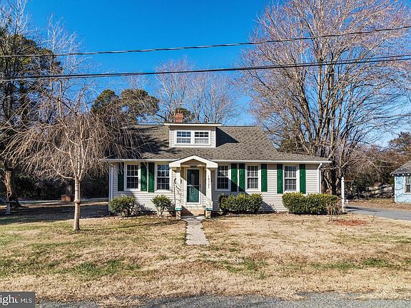 5th image of 18323 Oakland Dr