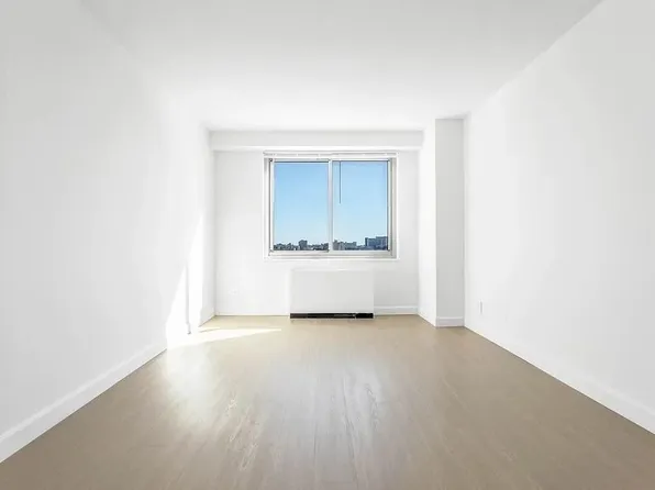 2600 Netherland Avenue image 4 of 22