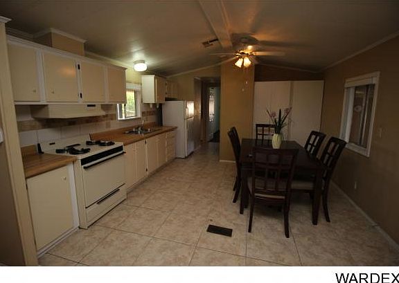 3rd image of 534 Terrace Dr