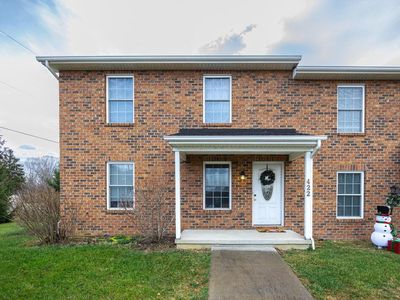 422 Miller St SE, Christiansburg, VA, 24073