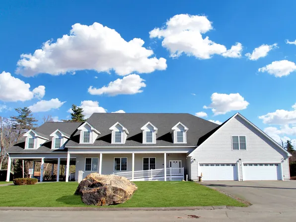 10 Diamond Oaks Boulevard #2, Kingston, NH 03848