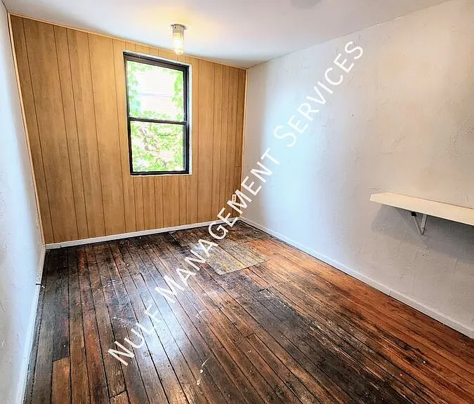 4901 Penn Ave #2 — Photo 4
