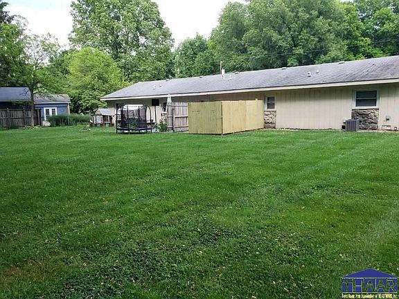3rd image of 3402 N Limberlost Ln