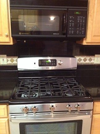 4th image of 140 Heather View Dr