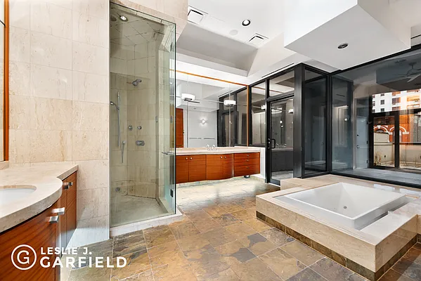 Rented by Leslie J. Garfield | media 15