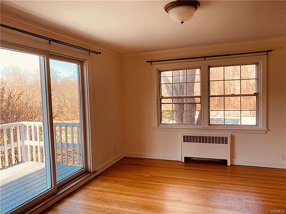 5th image of 69 Cantitoe St