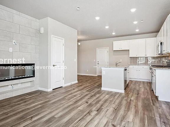 3rd image of 12492 Childers St