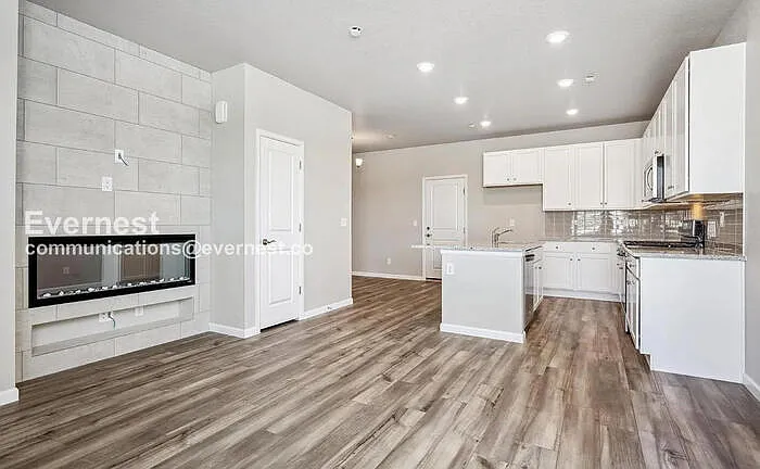 12492 Childers St — Photo 3