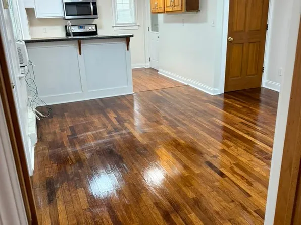 932 E Market St, Indianapolis, IN