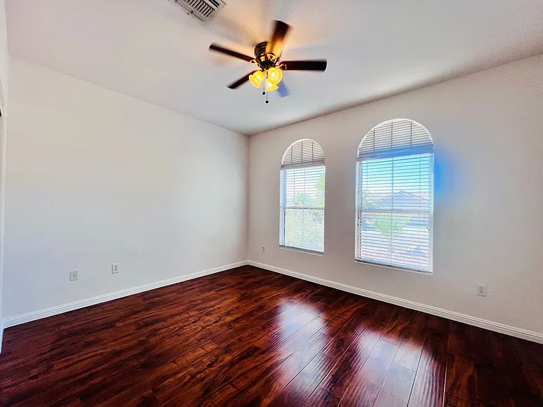 3047 Hickory Valley Rd — Photo 20