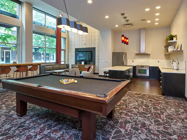 Resident Lounge with Billiards
