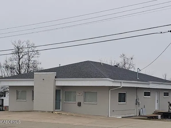 1131 E Main St, Linn, MO 65051