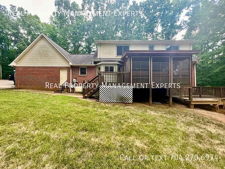 9024 Highland Creek Pkwy — Photo 17